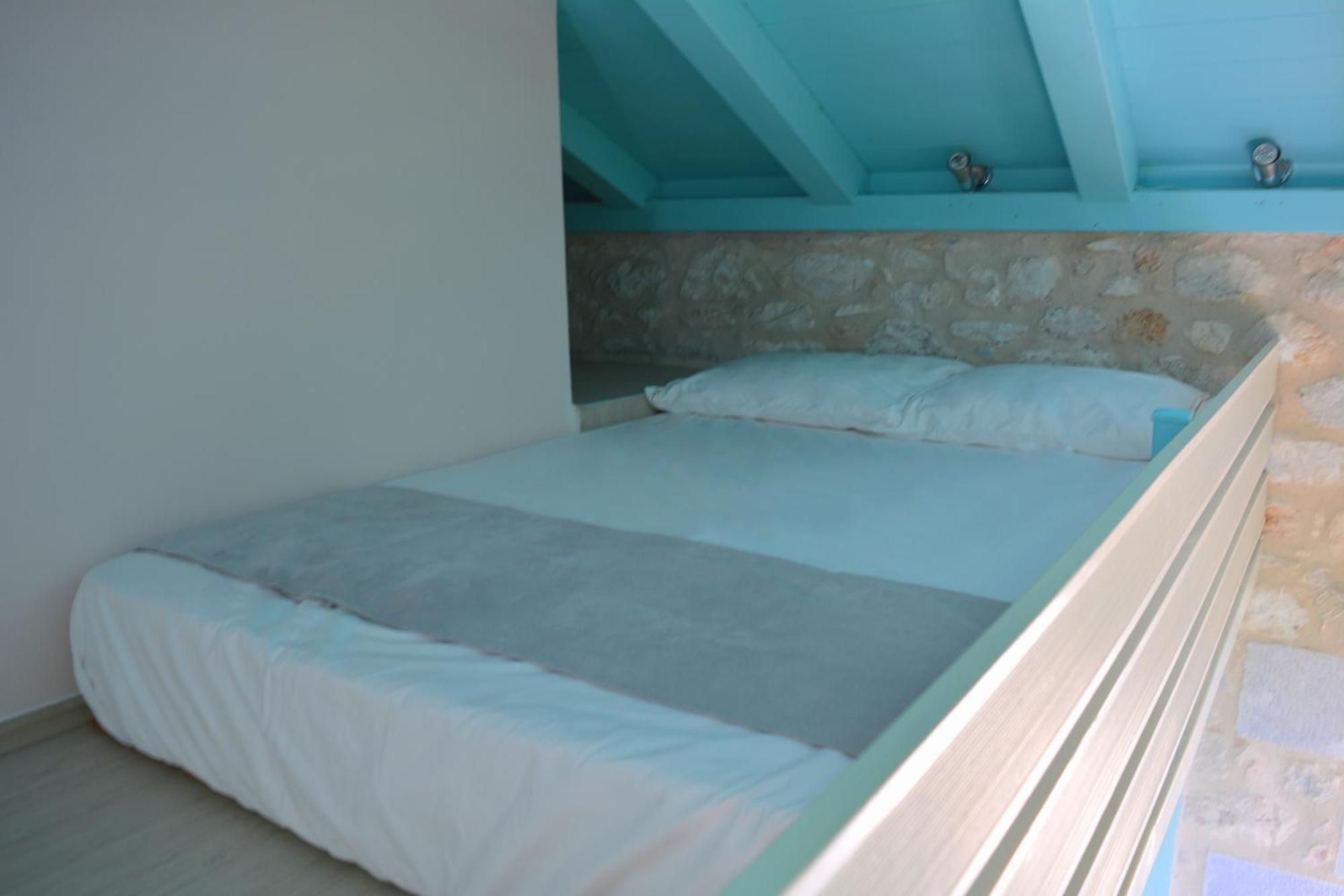 Olea Hotel Pírgos Dhiroú Quarto foto